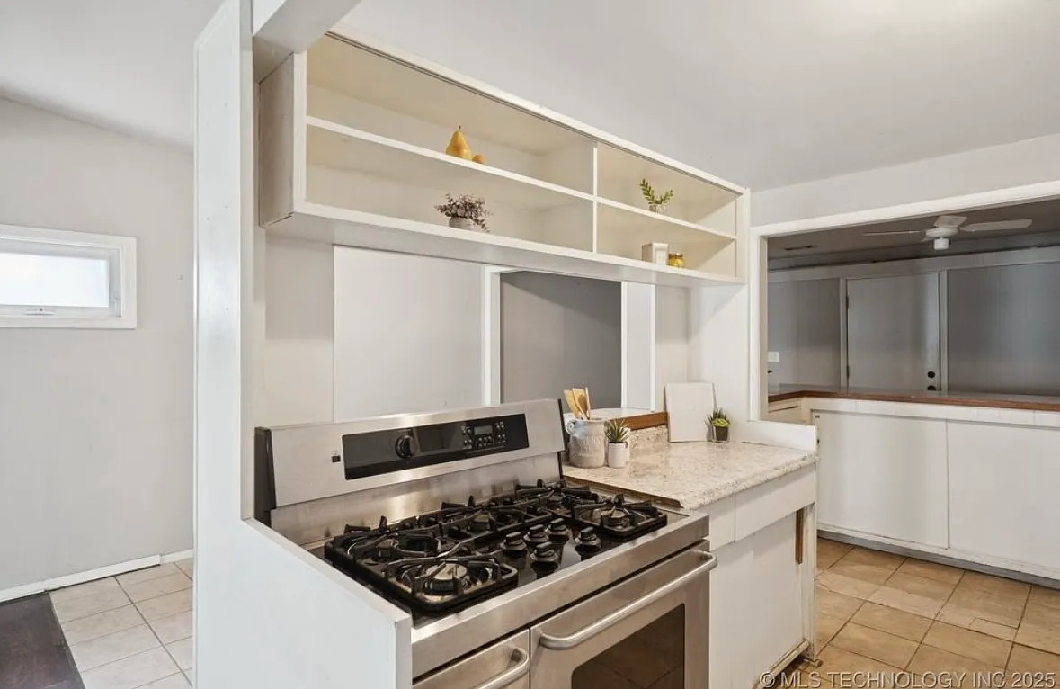 3 bed, 1573 sqft, $1,300 — Photo 2