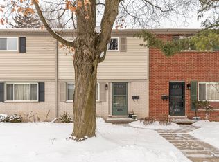 3032 Williamsburg Rd, Ann Arbor, MI 48108