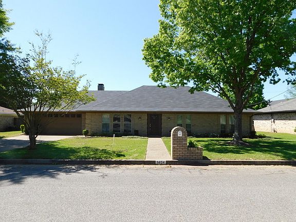 4th image of 1404 Woodbridge Dr