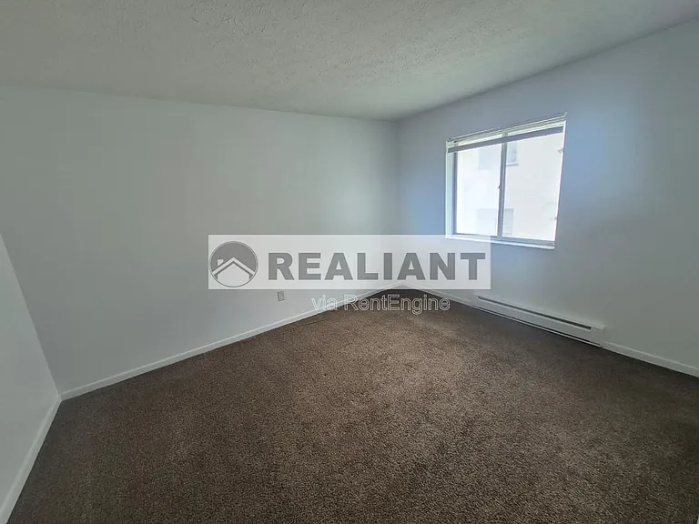 918 Highland Ave #9 — Photo 4