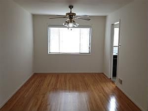 5th image of 354 Valencia Dr