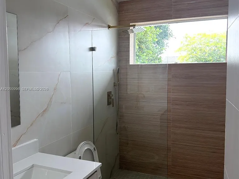 13895 SW 22nd St — Photo 5