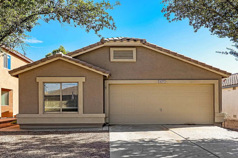 3 bed, 2.0 bath, 1471 sqft, $1,830 — Photo 1