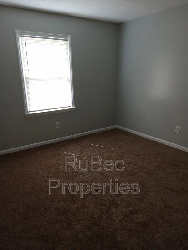 2 bed, 1.0 bath, 600 sqft, $900 — Photo 4