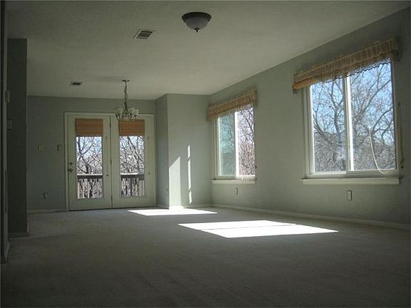 3rd image of 4809 E Oltorf St #B