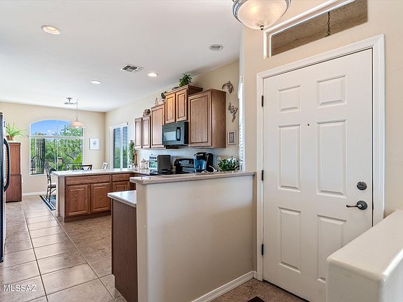 4th image of 455 W Calle Moncayo