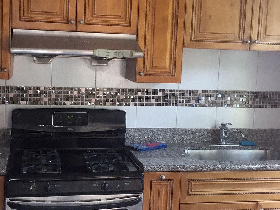 2nd image of 207 Washington Ave Floor 2