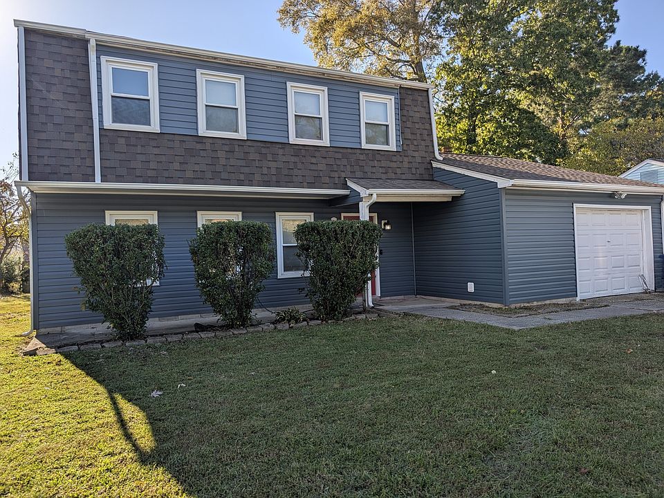 1st image of 14225 Deloice Cres