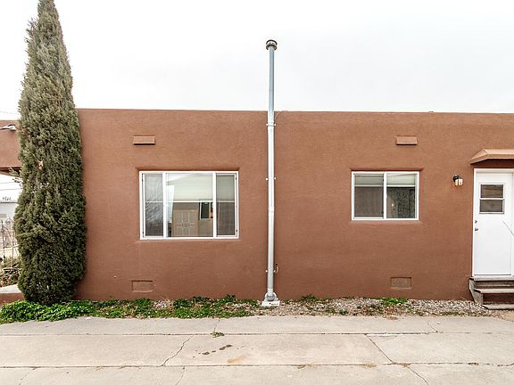 2nd image of 2619 Sierra Dr NE