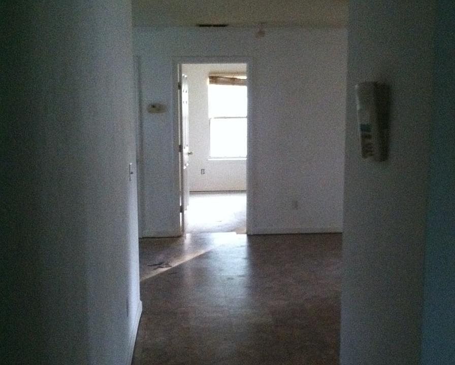 2nd image of 1410 Colorado St