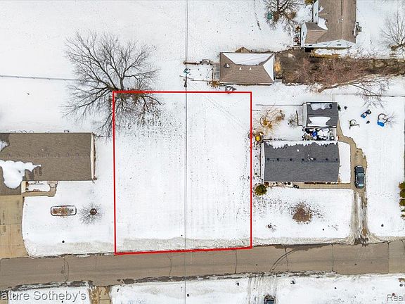 5th image of 2983 Dashwood Dr