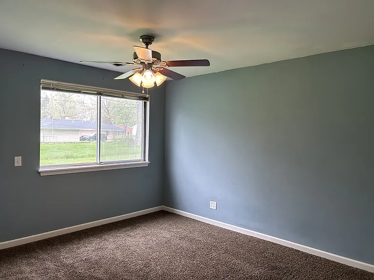 4024 W Webster Rd — Photo 22