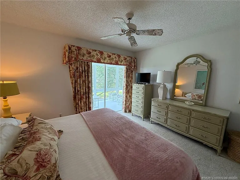 2929 SE Ocean Blvd #8 — Photo 16