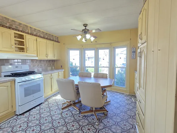 6655 Jackson Rd #493, Ann Arbor, MI 48103