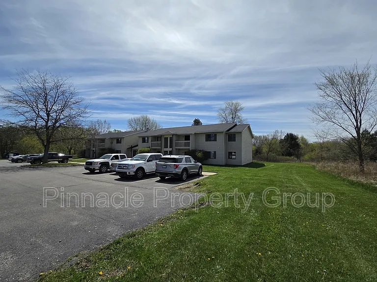Timber Creek Apartments — Photo 4