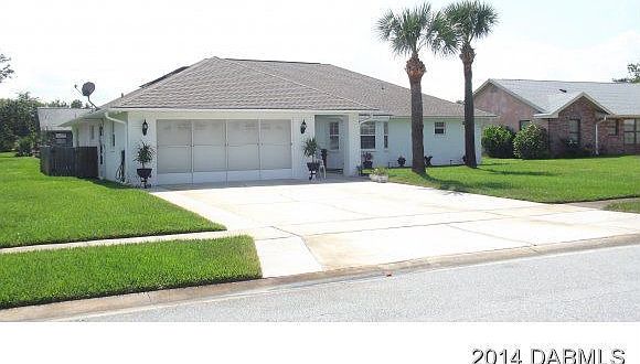 1st image of 220 Meadow Lake Dr