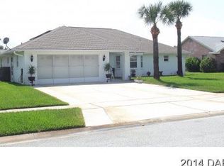 220 Meadow Lake Dr, Edgewater, FL 32141