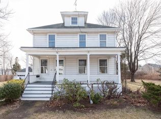 28 Hillcrest Ave, Brockton, MA 02301