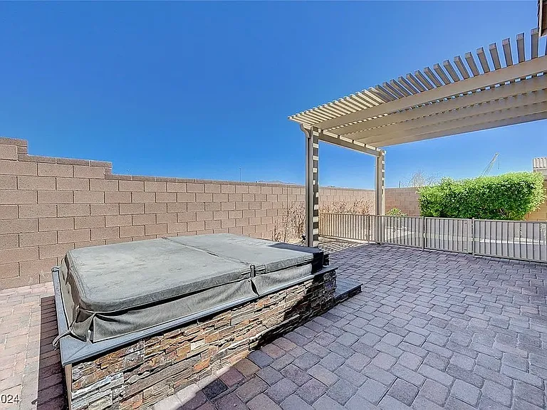 9146 Laughing Owl Ave — Photo 19