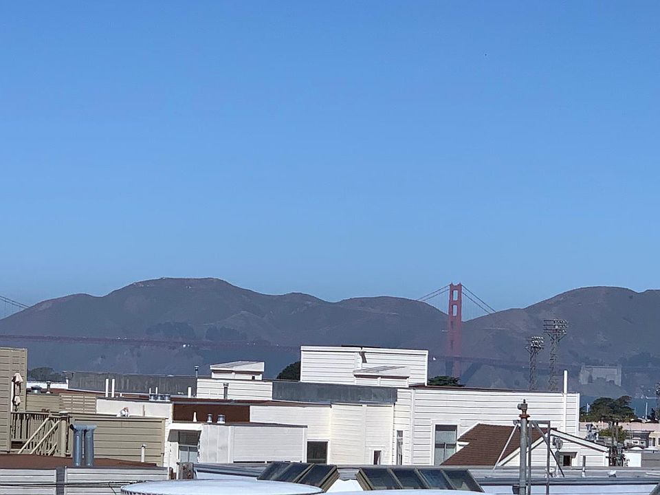 View from your private roof deck. Excellent for viewing the Blue Angels!