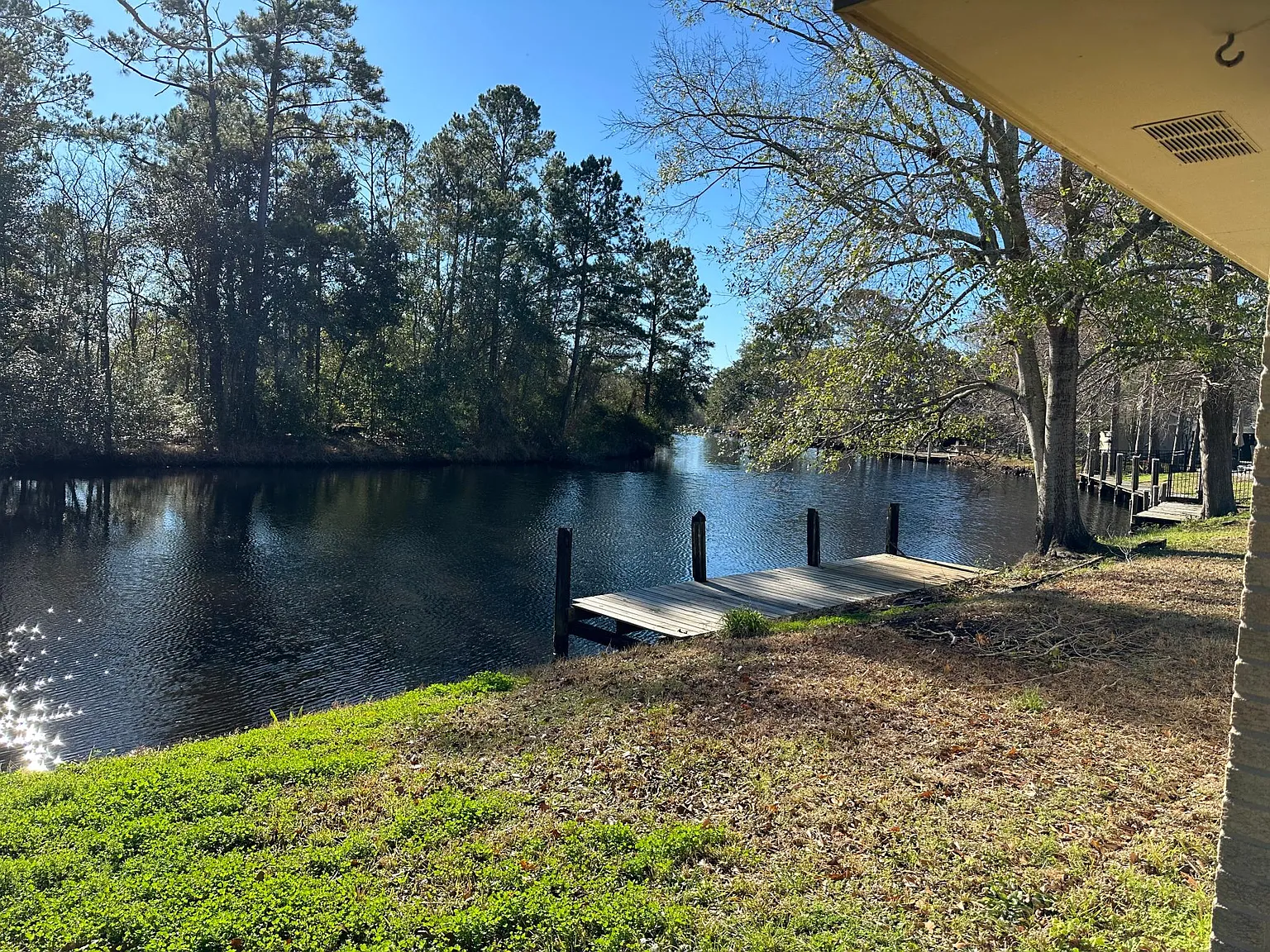 5 bed, 2695 sqft, $2,500 — Photo 2