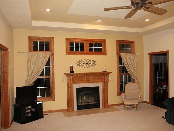 2nd image of 58050 Hooley Dr