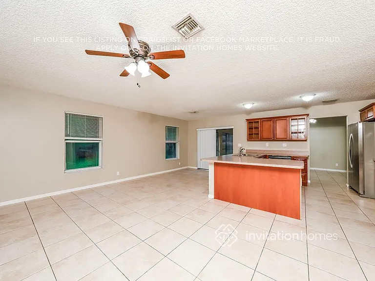 2634 Yarmouth Dr — Photo 6