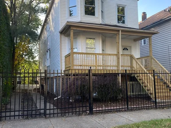 8350 S Colfax Ave, Chicago, IL 60617