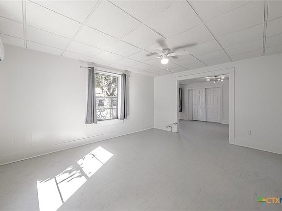 5th image of 107 W 1st St