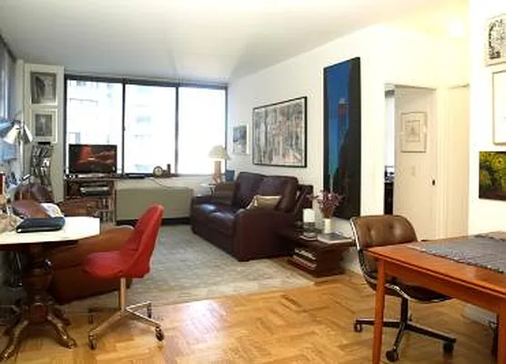 Rented by Corcoran | media 10