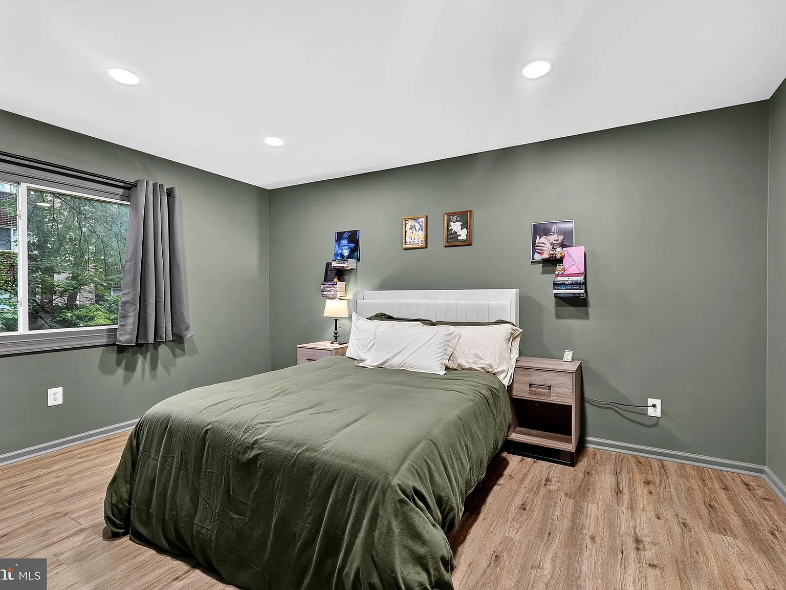 Yorktowne Square Condo — Photo 3