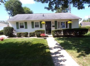 909 N Oxford Dr, Marion, IN 46952