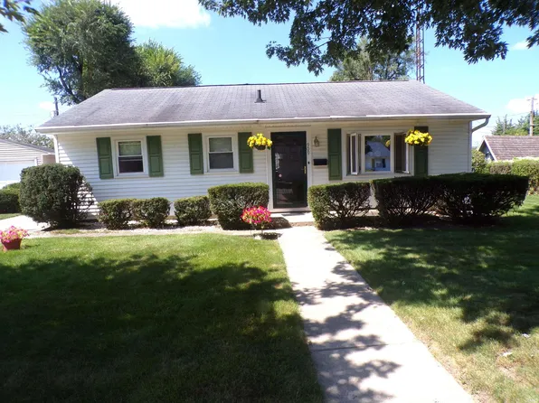 909 N Oxford Dr, Marion, IN 46952