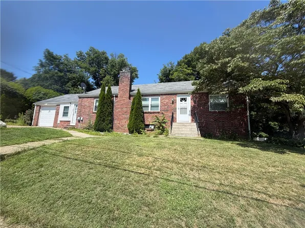 45 Tremont St, Cranston, RI 02920