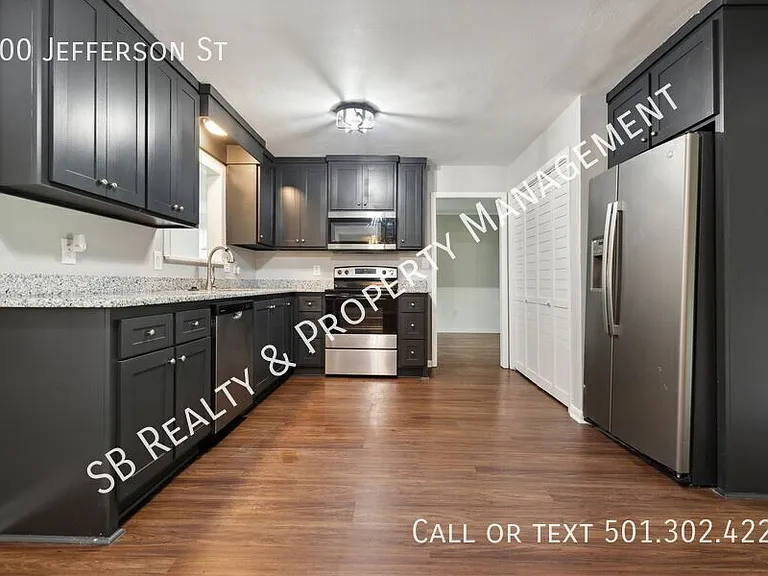 700 Jefferson St — Photo 13