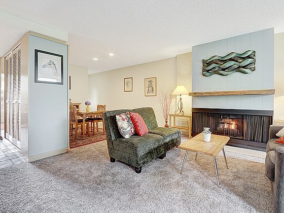 5th image of 10919 Glen Acres Dr S APT C