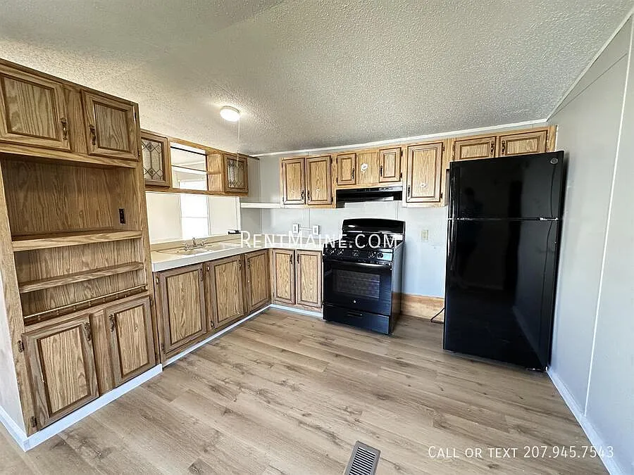 2 bed, $1,350 — Photo 1