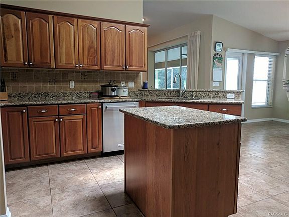 2nd image of 535 N Kensington Ave