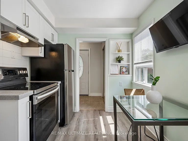 34 Compton Cres #MAIN — Photo 20