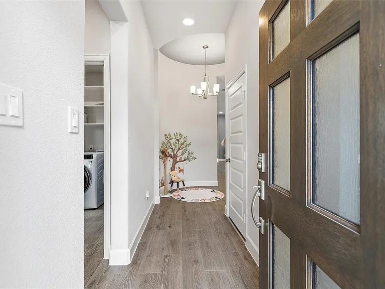 29427 Mesquite Oaks Dr — Photo 5