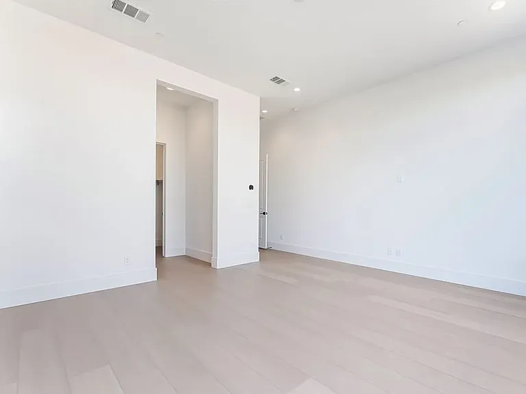 4846 Shady Ridge Dr — Photo 28