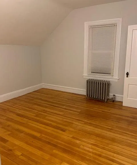 76 Maple Ave — Photo 4
