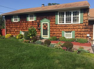 10 Salem Hill Rd, Howell, NJ 07731