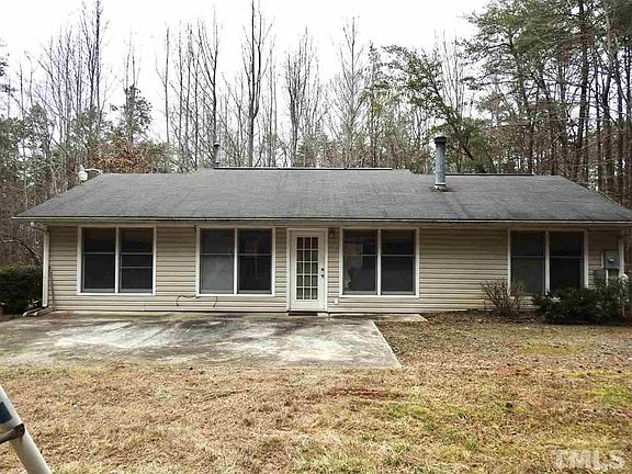 3rd image of 15 Moss Creek Dr