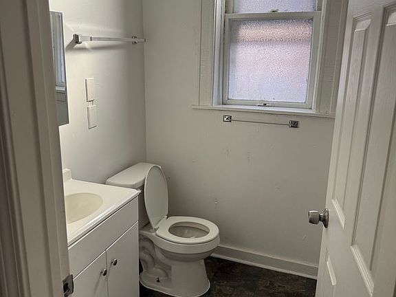 2nd image of 4133 W Kossuth Ave Unit 2F