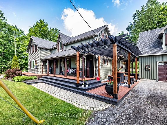 5th image of 641 Enright Rd