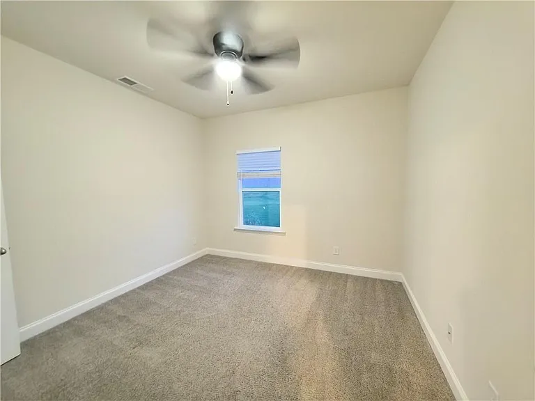 757 Laurel Cove Dr — Photo 17