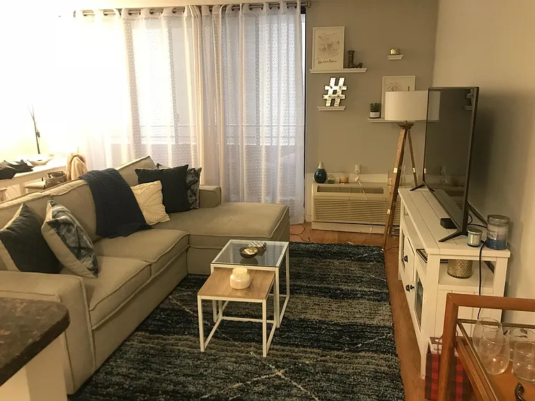 2141 P St NW #201 — Photo 6