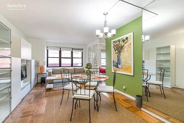 Rented by Sotheby's International Realty | media 30