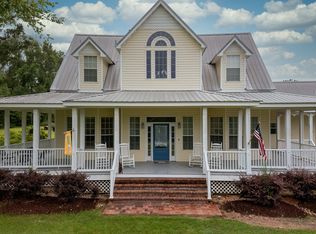 11136 Julie Dr, Pass Christian, MS 39571